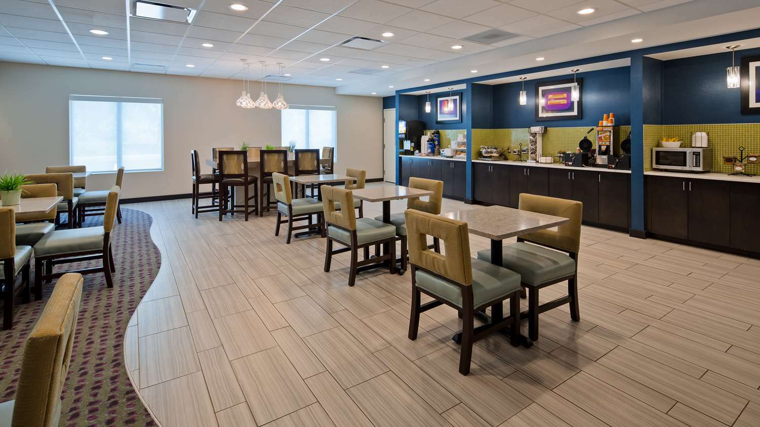 Spark By Hilton Erie Kearsarge Exterior photo